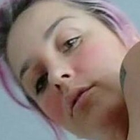 Agatinha Meztelen