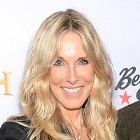 Alana Stewart Meztelen