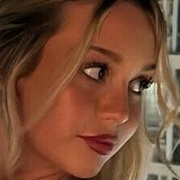 Alarah Riesse Meztelen