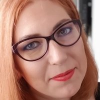 Alexandra Coman Meztelen