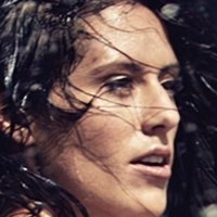 Ali Krieger Meztelen