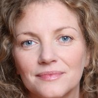 Alice Béat Meztelen