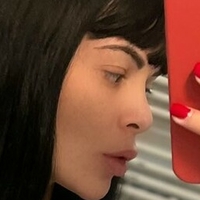 Alice Felis Meztelen