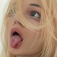 alice_in_adult_land Meztelen