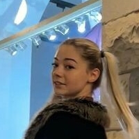 Allyssia Elena Robu Meztelen