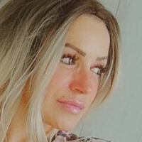 Alma Castillo Meztelen
