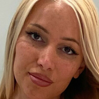 Amanda C. Emilia Meztelen