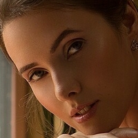 Anastasia Mayer Meztelen