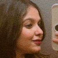 Anavrin Safa Meztelen