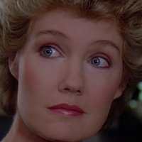Ann Gillespie Meztelen