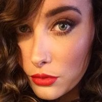 April Pearson Meztelen