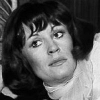 Arna-Maria Winchester Meztelen