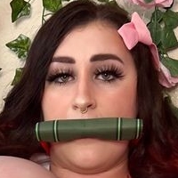 Avalon Mira Meztelen