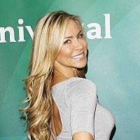 Aylin Mujica Meztelen