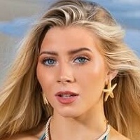 Bella Lyn Meztelen