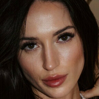 Bella Vaunt Meztelen