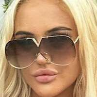 Belleolivia Meztelen