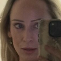 Beth Monroe Meztelen