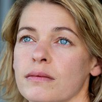 Bettina Kurth Meztelen