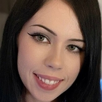 bijou Meztelen