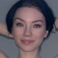 Brunettebhabie Meztelen