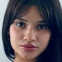 Carly Light Meztelen