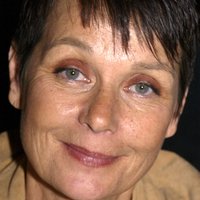 Carolyn Seymour Meztelen