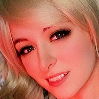 Cassie Fray Meztelen