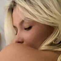 Chanel Bauer Meztelen