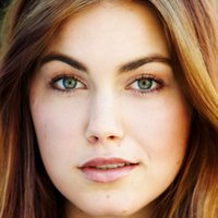 Charlotte Best Meztelen
