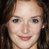 Charlotte Le Bonm Meztelen