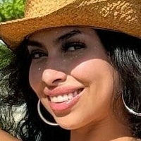 chavellasworld Meztelen