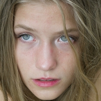 Cherie Lorraine Meztelen