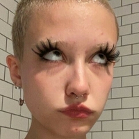 Chloe Moriondo Meztelen