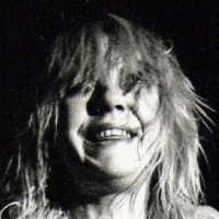 Christa Leem Meztelen