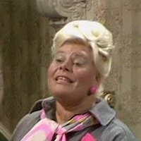 Claire Davenport Meztelen
