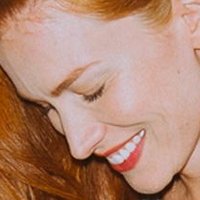 Clancy McLain Meztelen