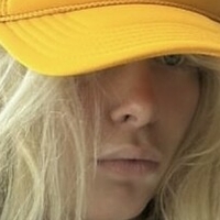 Clementine Vaughn Meztelen