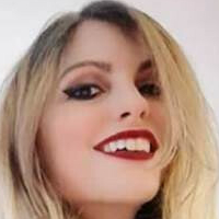 Cristinini Meztelen