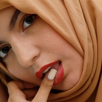 Dalilasaadi_ Meztelen