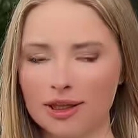 Daniela Virlan Meztelen