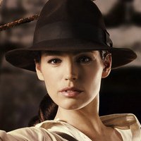 Diana Jones Meztelen