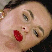 Effie Balcony Meztelen