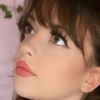 egirl Meztelen