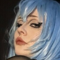 Electro Alice Meztelen