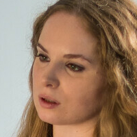 Emily Jezebelle Meztelen