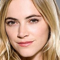 Emily Wickersham Meztelen