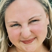 Emma Burzynski Meztelen