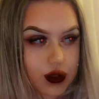 Emma H Meztelen
