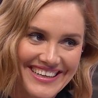 Erinn Hayes Meztelen